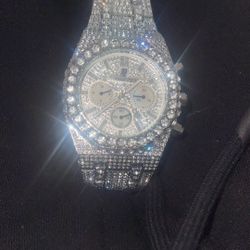 BRAND NEW AP ICED OUT WATCH ⌚️