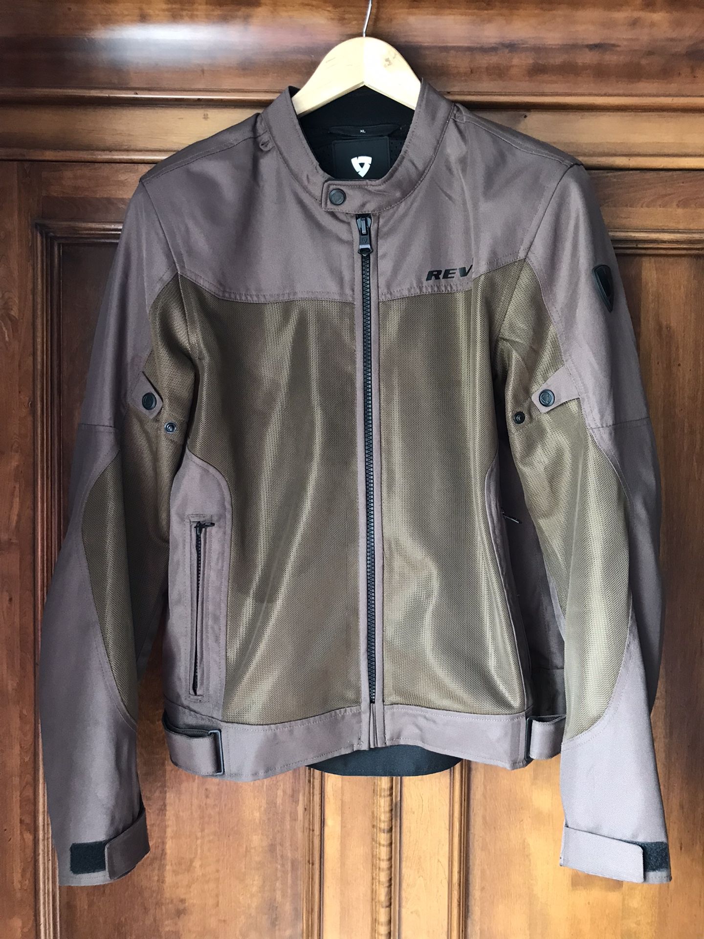 Motorcycle jacket Revi’t!