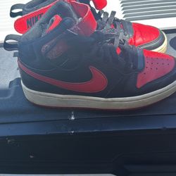 Nike Shoes Size 4.5y