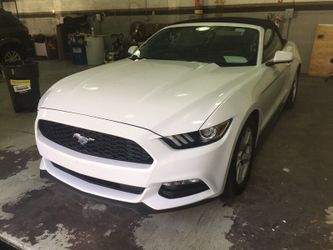 2016 FORD MUSTANG CONVERTIBLE