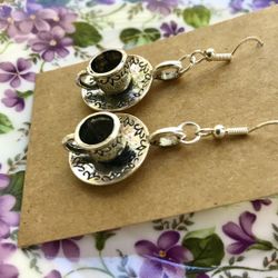 Adorable Alice In Wonderland Mad Hatter Teacup Saucer Earrings