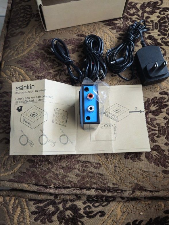 esinkin Bluetooth Audio Adapter for Music Streaming Sound System, Wireless Audio Adapter Works with Smartphones and Tablets, Bluetooth Receiver for Ho