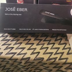 Jose Eber Iron Ceramic Plates