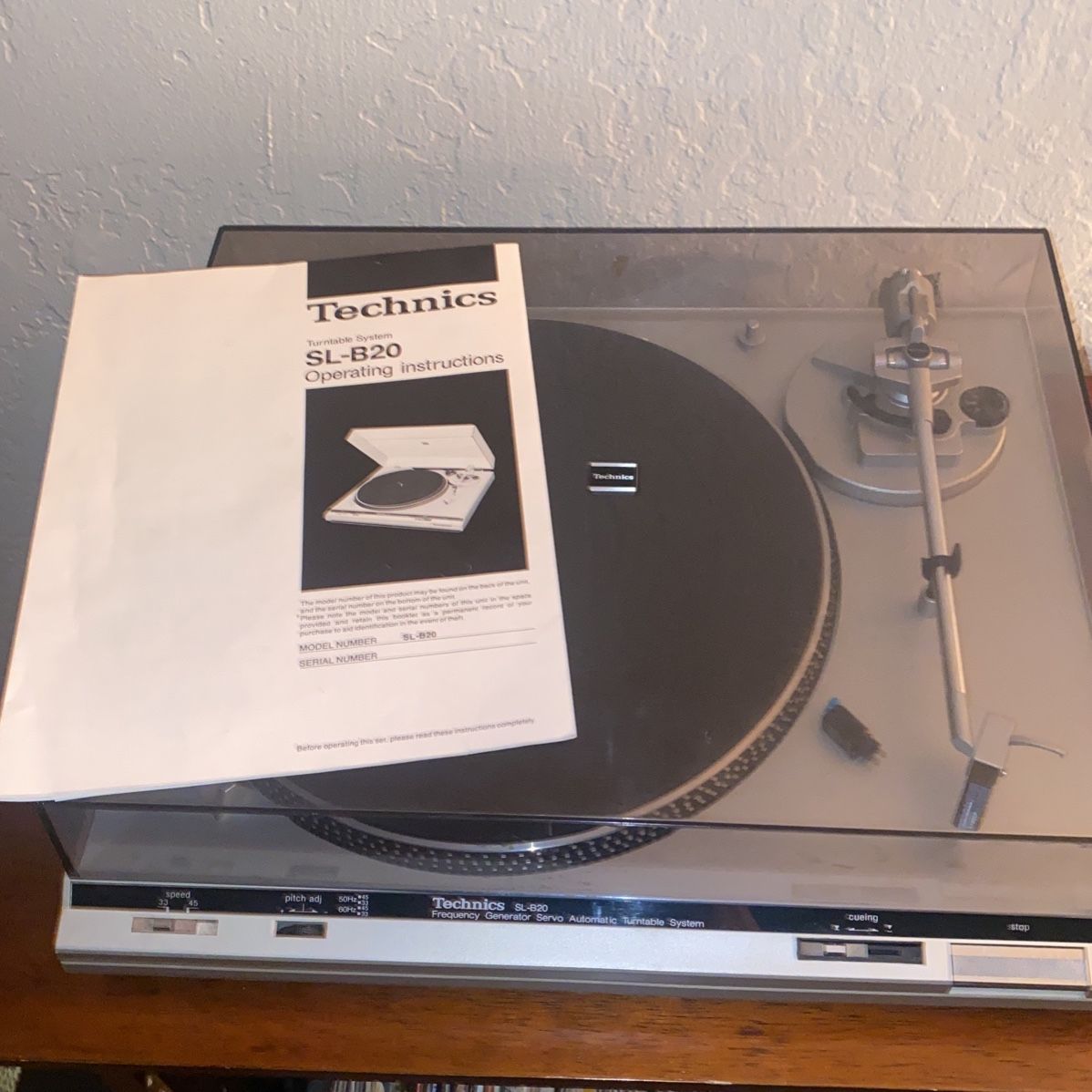 Vintage Technics SLB20 Turntable W/NEW Belt,