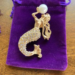 Mermaid Rhinestone Brooch 