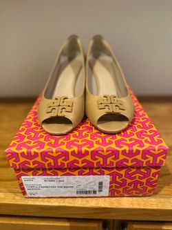 Tory Burch Peep Toe Wedge size 7.5