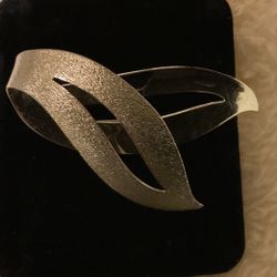 Vintage Silver Tone Brooch (Sarah Cov )