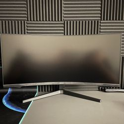 Gaming Monitor Samsung Odyssey G55T WQHD 165Hz 34” 1ms HDR Curved