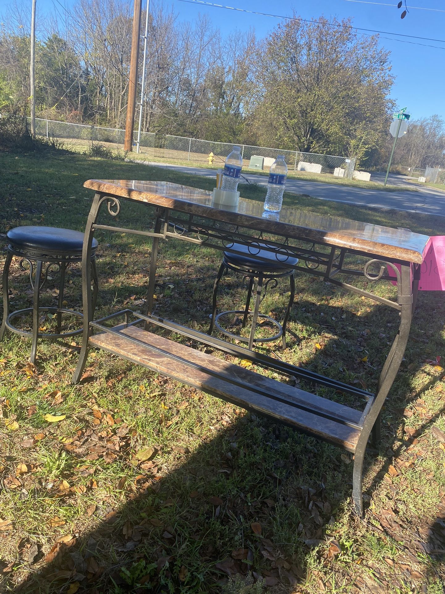 Bar Table