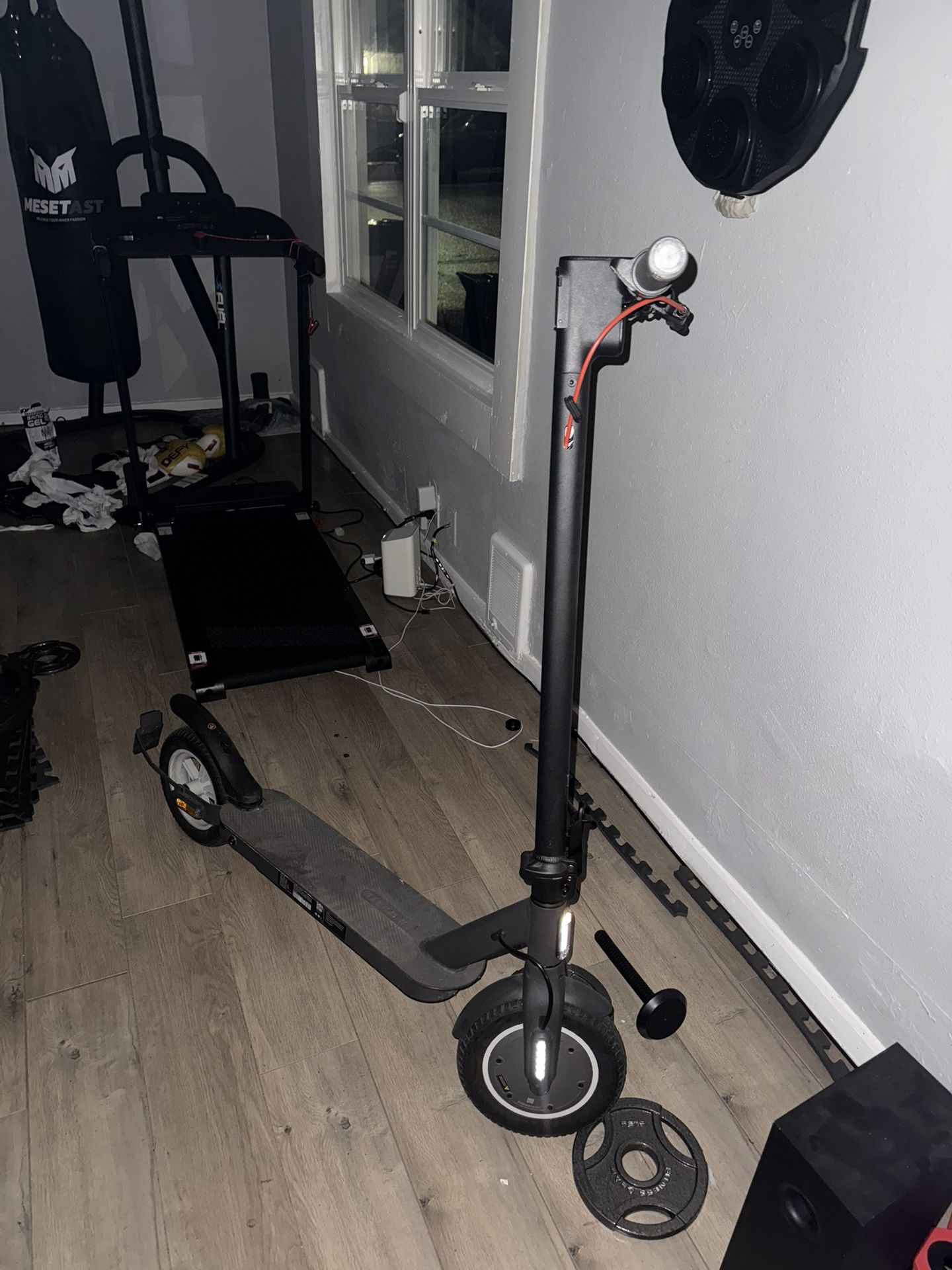 5th WHEEL M1 V30 PRO Electric Scooter