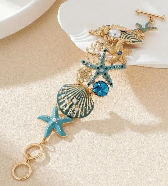 CUTE NEW BRACELET ( USE ALSO FOR ANKLE BRACELET AS WELL )