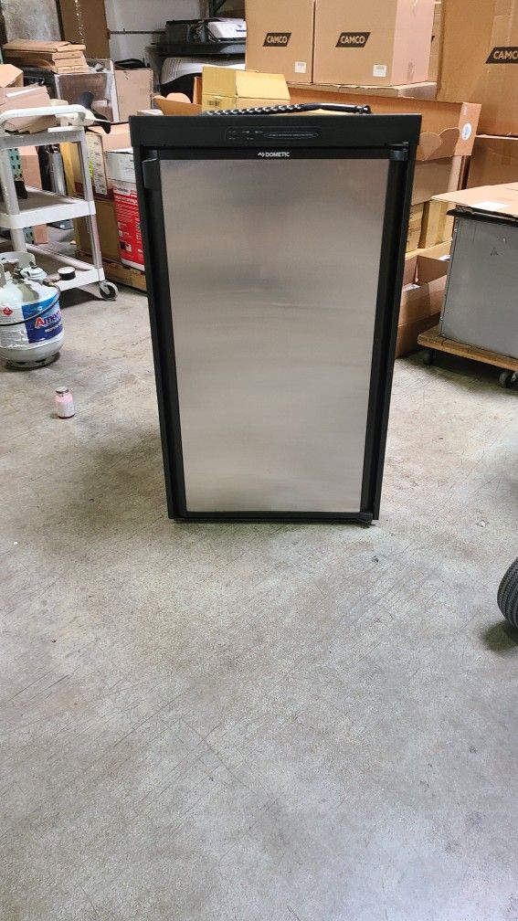 Dometic Rv Refrigerator RM2551 2 WAY