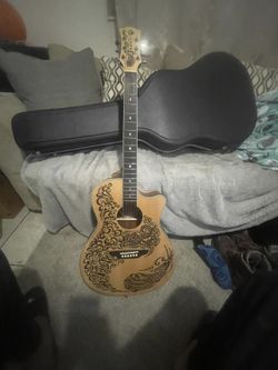 Luna Guitar