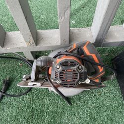 Rigid 7 1/4 Circular Saw 