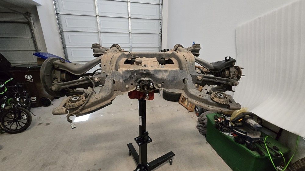 2009 PONTIAC G8 GT REAR SUBFRAME CRADLE