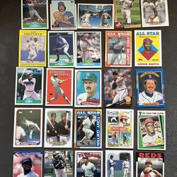 Lot Of 25 stars And hall Of Famers Baseball Cards!