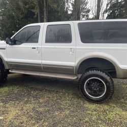 Lifted 00 Excursion 4x4 Limited
