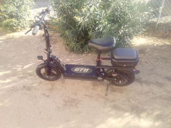Electric scooter