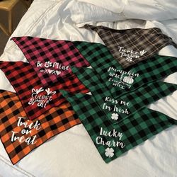 Dog Holiday Bandana Set 