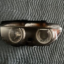 2002-2005 BMW Front Driver side Xenon headlight OEM