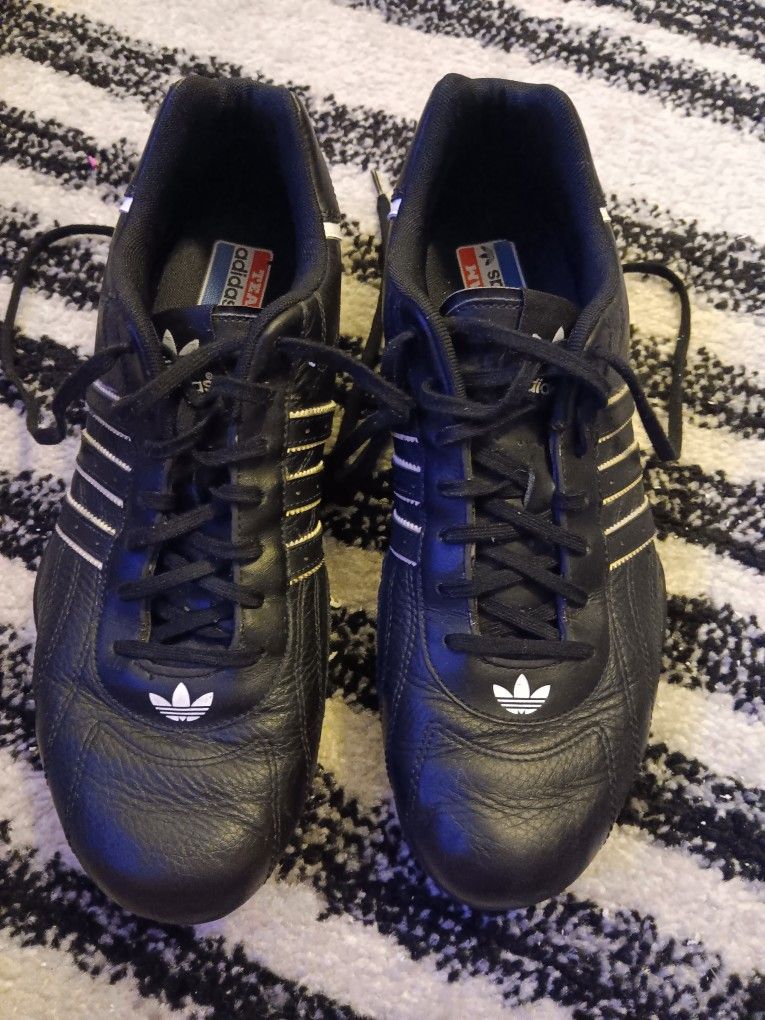 Tenis ADIDAS GOOD YEAR Negros Para Hombre. Talla 12. Muy Buenas Condiciones $35