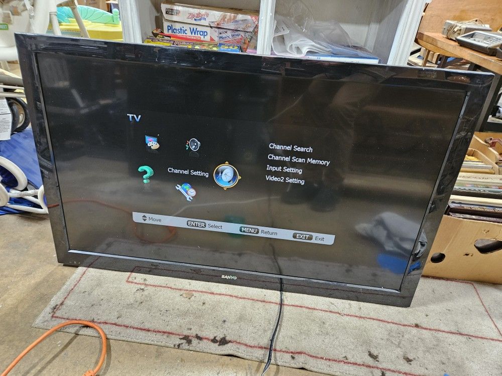 Sanyo 42" Smart TV