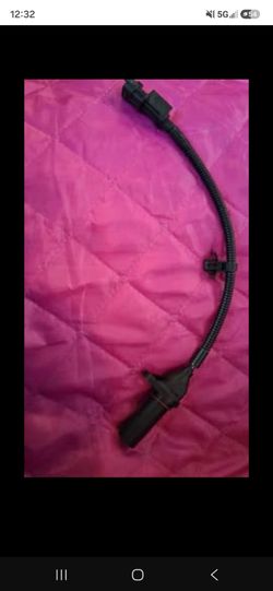 Hyundai and or kia engine crankshaft position sensor