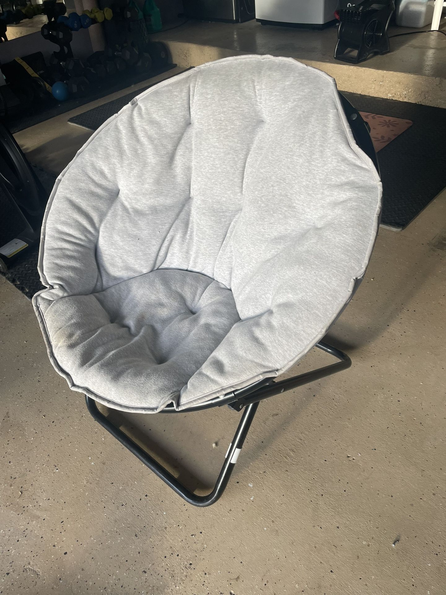 Saucer Chair