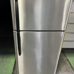 Kenmore Top Bottom Refrigerator 