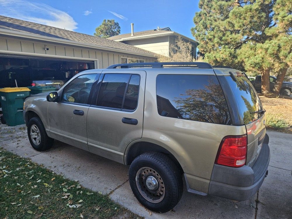 2003 Ford Explorer