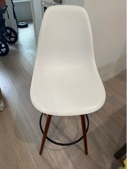 Set of 4 modern bar stools, matte white molded plastic and wood