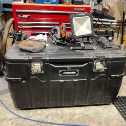 43” heavy duty Husky tool / work storage box 
