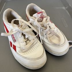 Reebok Classic Red/White Size 13 $10
