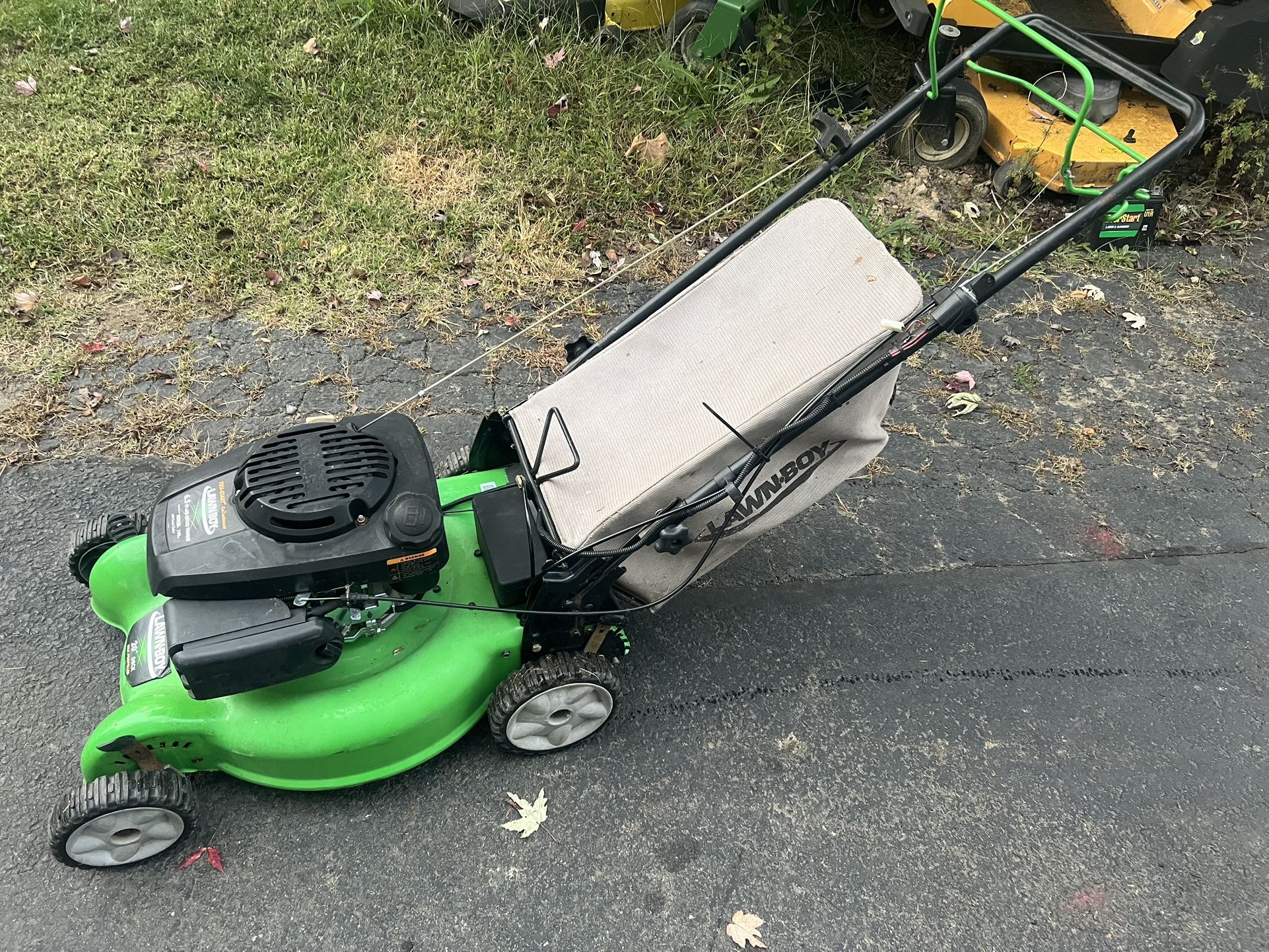 Lawnboy self propelled lawn mower with bagger