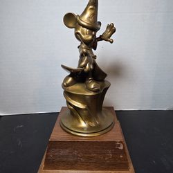 Walt Disney Mickey Mouse Fantasia 15 Year Employee Bronze Service Award Statue