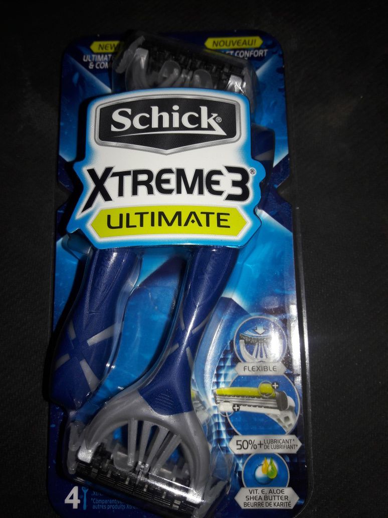 Schick Xtreme 3 Ultimate Disposable Shavers Bundle: 4 packs for $12 (4 count each pack)