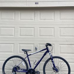 Specialized Ariel Sport Disc – Women’s Hybrid Bike – Large Frame – 700c Wheels – Bicycle 