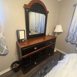 Entire Bedroom Set
