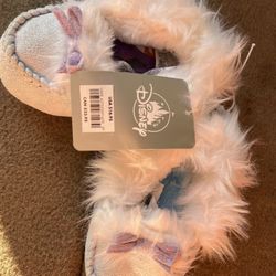 Frozen Size 7 Slippers