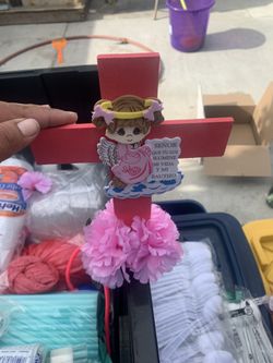 Center Pieces And Napkin Holders