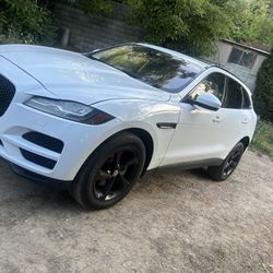 2018 Jaguar F-Pace