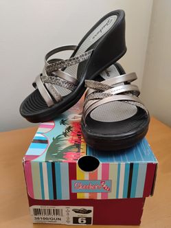 Skechers sandals