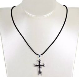 Sweet cross pendant necklace