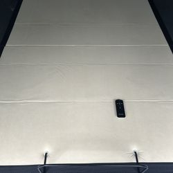 New Queen Sealy Ease 2.0 head and foot adjustable base with wireless remote 