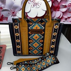 Wrangler Purse Excellent Condition