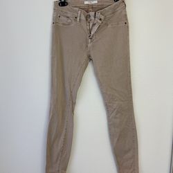 Women’s beige skinny jeans