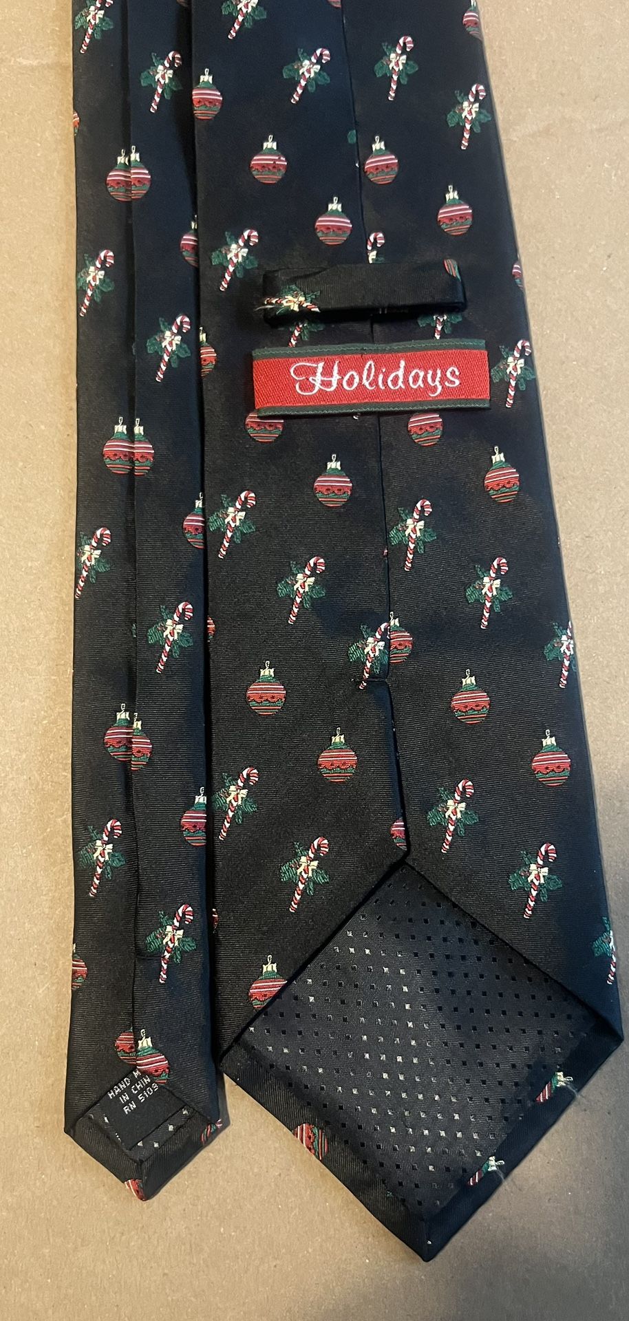 Mens Holiday Christmas Tie candy, cane, an  ornament 100% Silk New  Tie