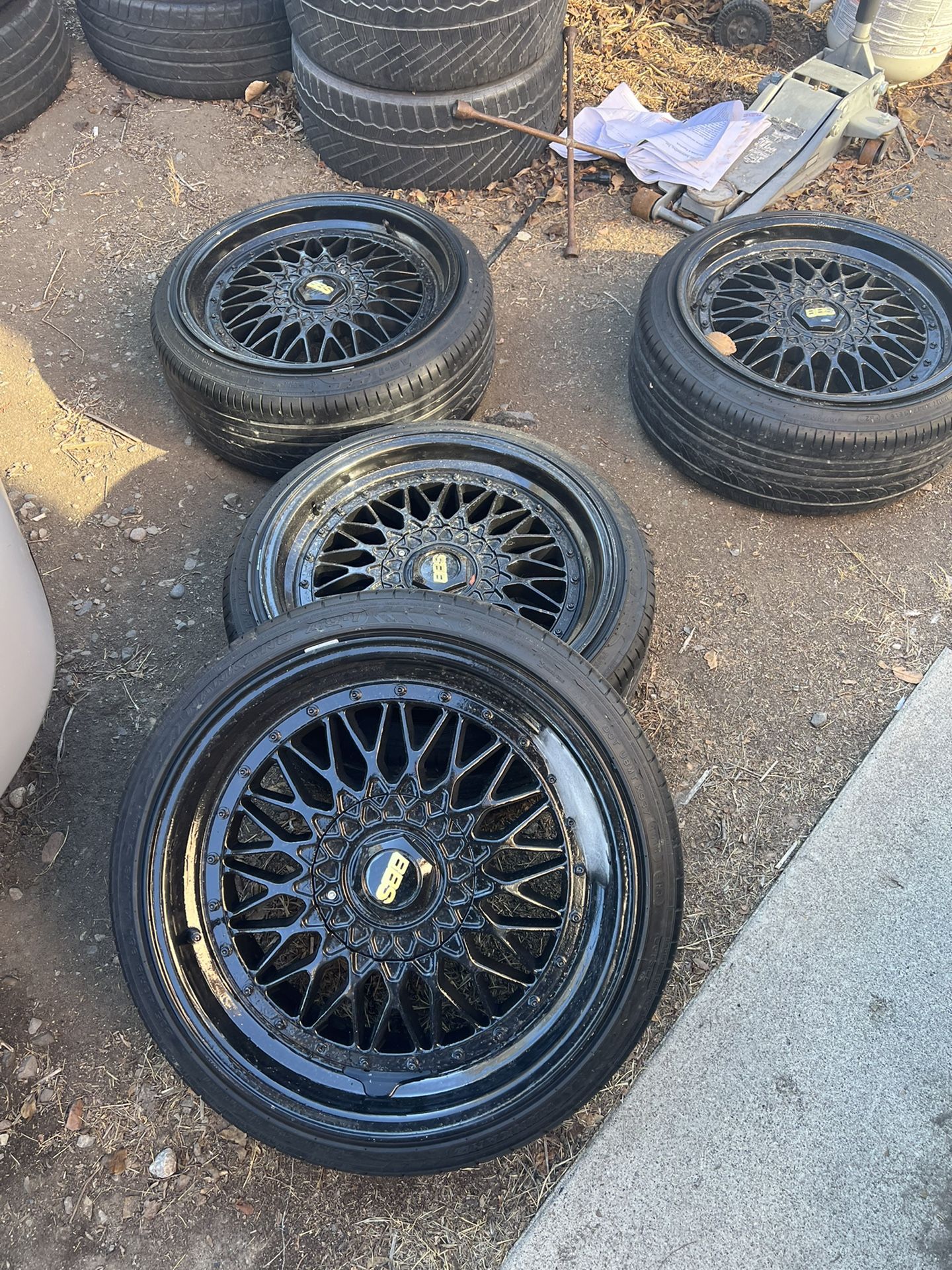 5x114.3-5x100 18x9 Jnc Wheels With BBS Rep Caps 