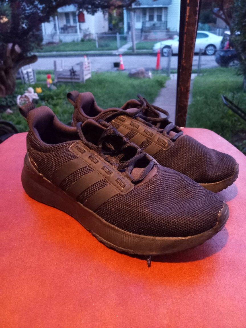 Adidas Size 61/2