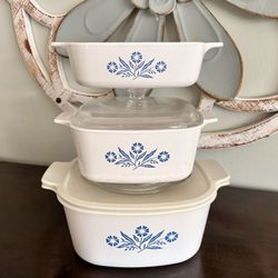Corningware Blue Cornflower Casserole Dishes w/ Lids Vintage Matched Set of 3